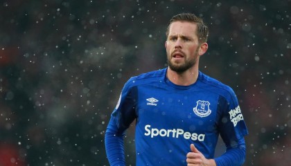 开云-英超：阿森纳4-0完胜布莱顿，年轻新星发挥出色，阿森纳对布莱顿比分多少